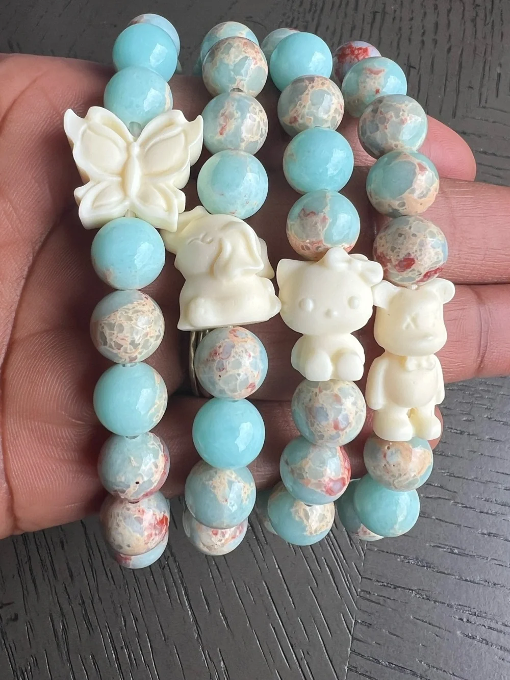 Shoushan stone with accent bracelet 10mm SIZE 6.75-7’ ( ONE )
